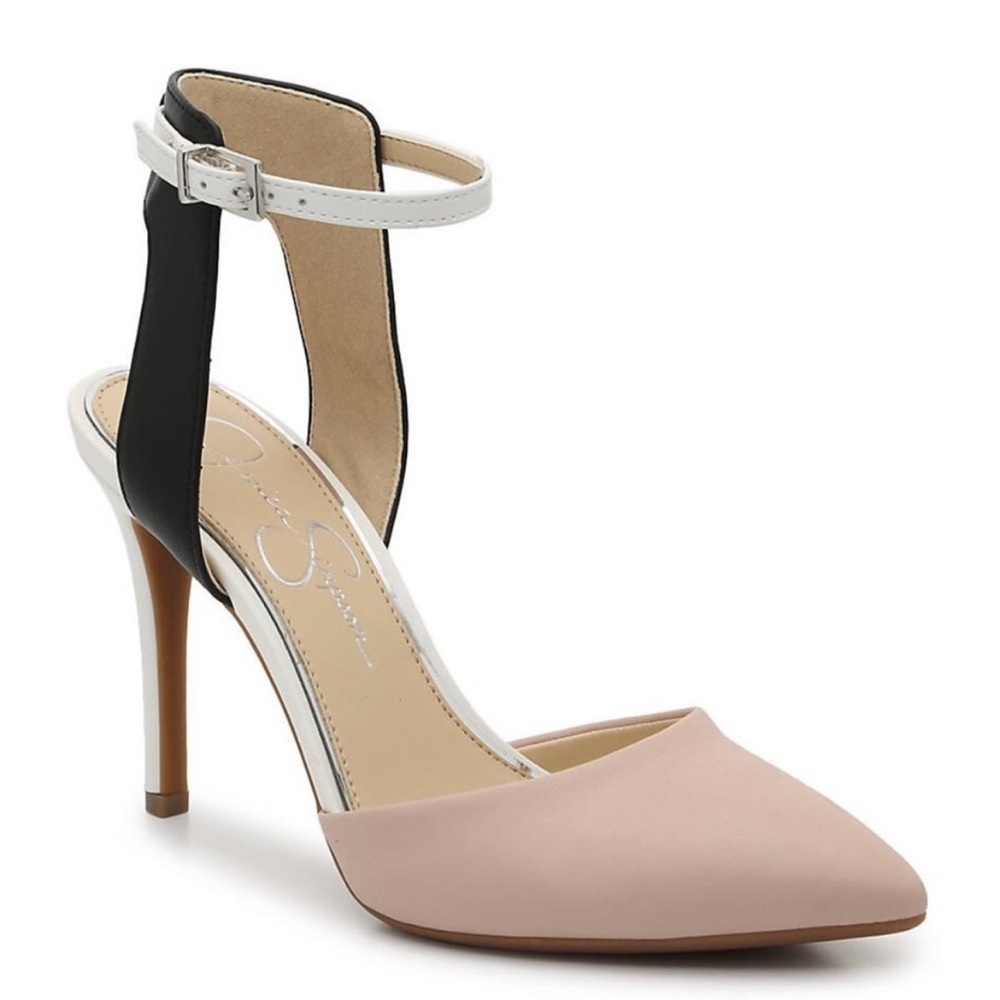 Jessica Simpson Hadiya Pump